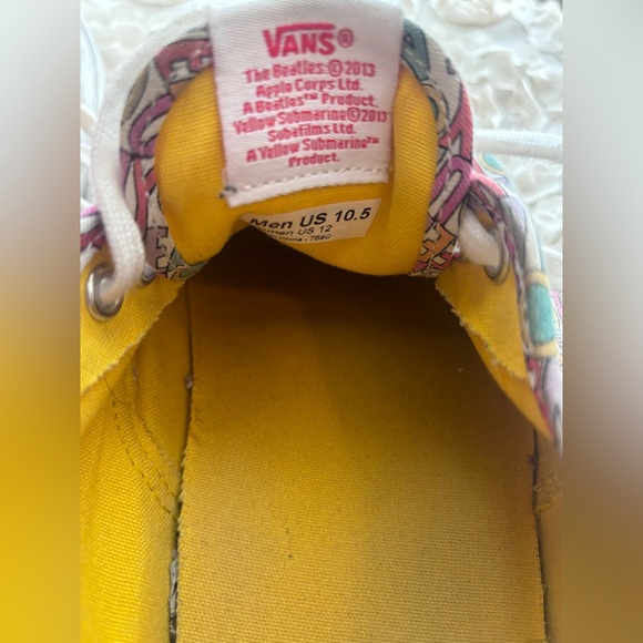 VANS x BEATLES ALL U NEED IS LOVE SNEAKERS - Picture 6 of 12